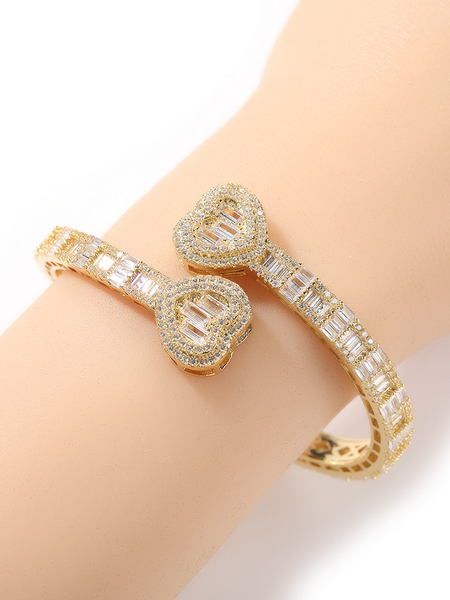 Heart Bangle Bracelet HWEB6UPMFP