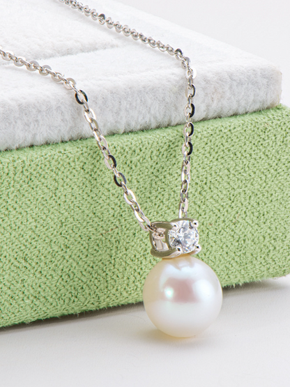 Alecia Freshwater Pearl Necklace