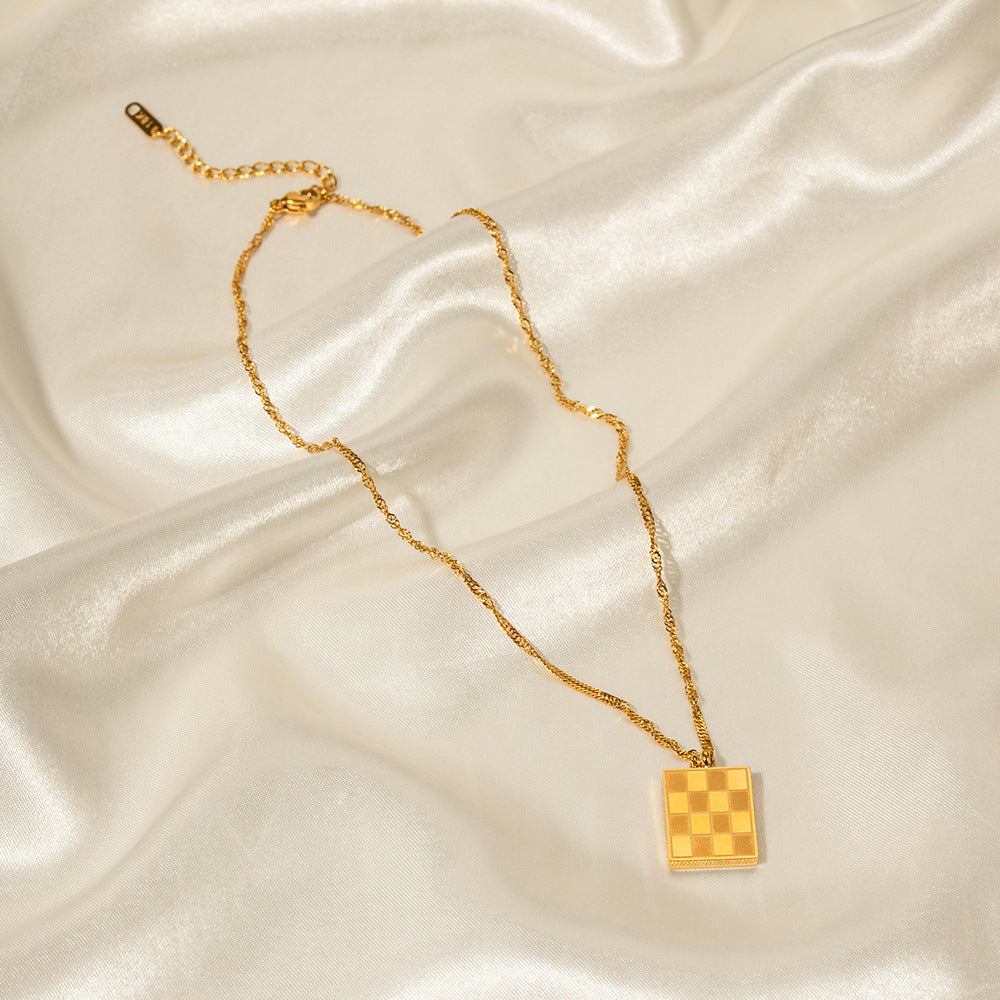 Tiffany - 18K Vintage Necklace